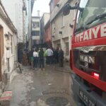 Bursa’da 4 Katlı Binanın Dış Cephesinde Yangın Çıktı